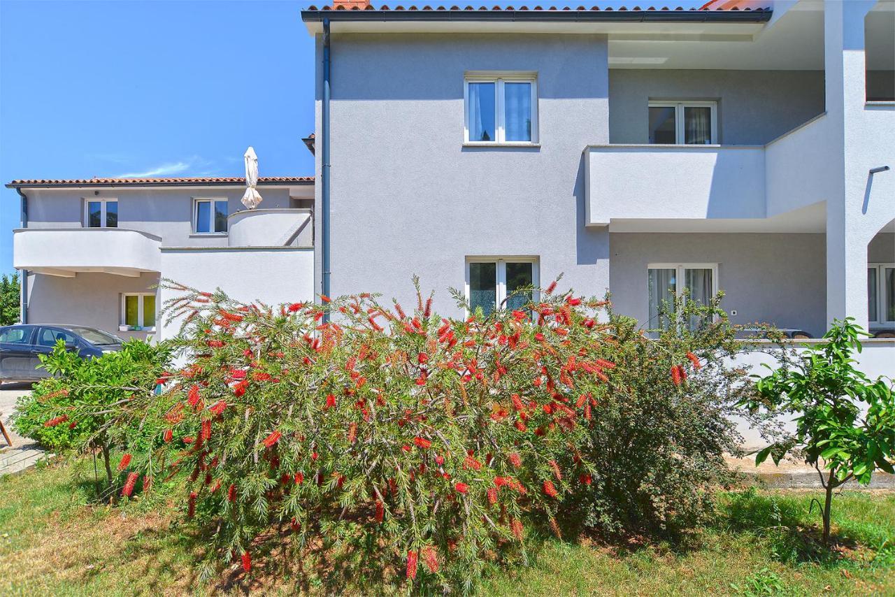 Apartments Elizabeta 1701 Fažana Buitenkant foto