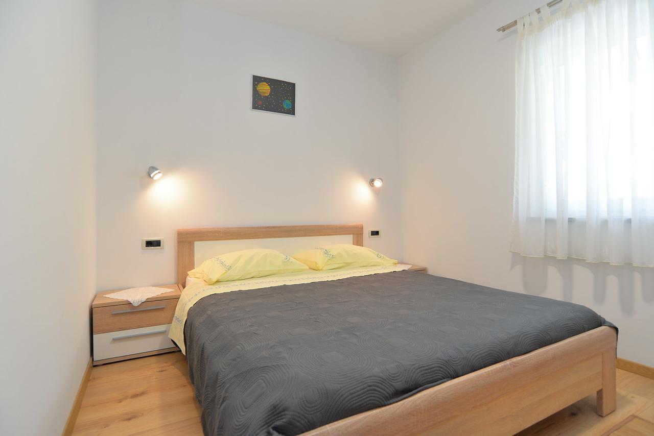 Apartments Elizabeta 1701 Fažana Buitenkant foto