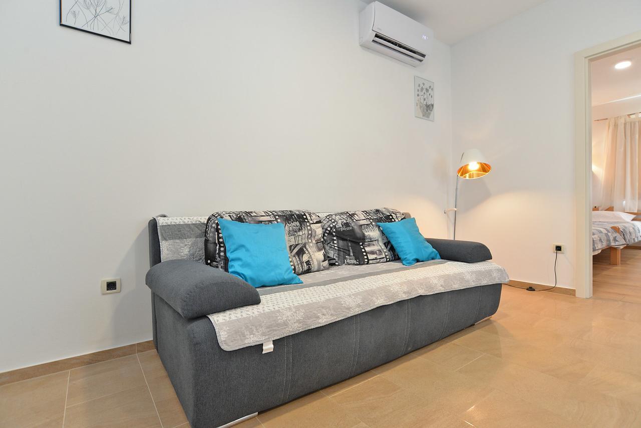 Apartments Elizabeta 1701 Fažana Buitenkant foto