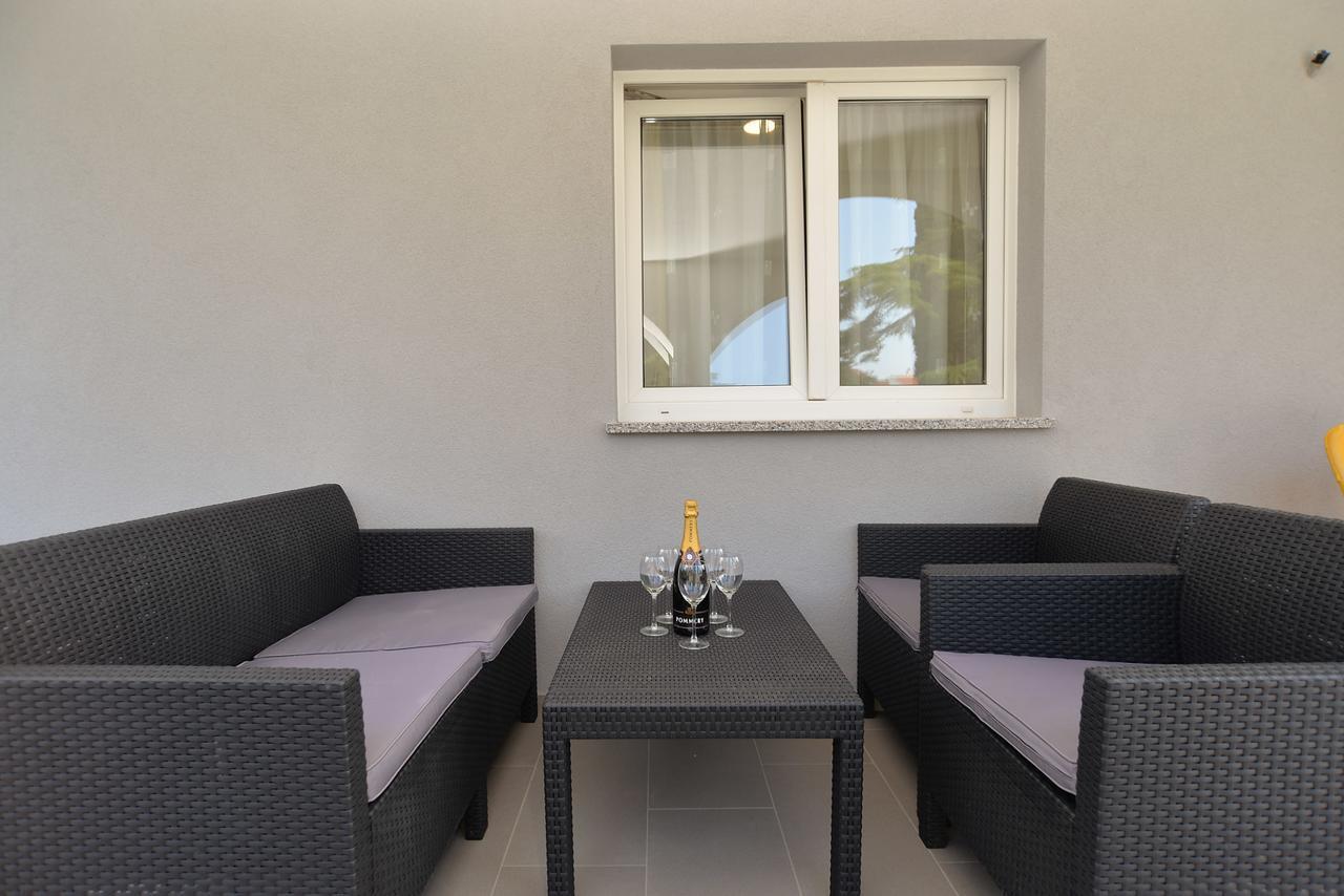 Apartments Elizabeta 1701 Fažana Buitenkant foto